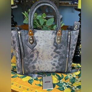 Stunning and Iconic Henri Bendel A-List Lizard Metallic Crossbody Satchel EUC